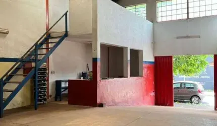 IMÓVEL À VENDA