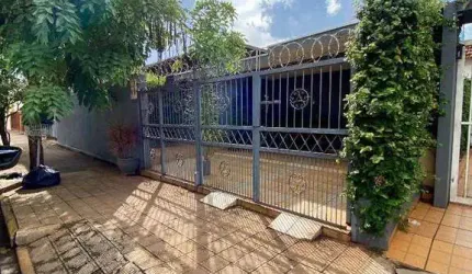 IMÓVEL À VENDA