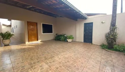 Casa com 5 dormitórios à venda, 203 m² por R$ 700.000,00 - América - Barretos/SP