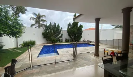 IMÓVEL À VENDA