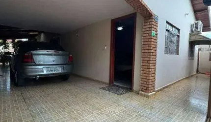 IMÓVEL À VENDA
