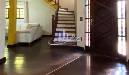 Sobrado Espaçoso em Poá - São Paulo