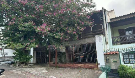 Casa com 4 quartos à venda, 280 m² por R$ 950.000 - Vila Valqueire - Rio de Janeiro/RJ