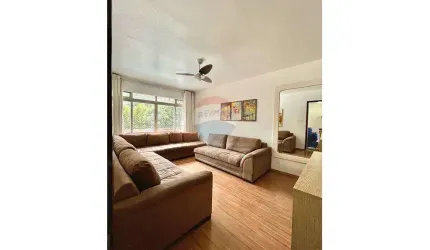Uma LINDA CASA  ampla para você morar.