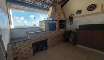 Casa em condomínio fechado com 3 quartos à venda na Praia do Flamengo, Salvador  por R$ 650.000