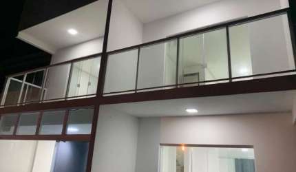 Casa com 4 quartos à venda no Itingá, Lauro de Freitas  por R$ 680.000