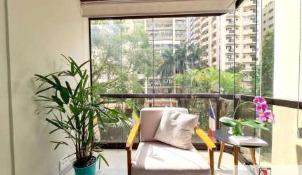 Apartamento a venda em Cerqueira Cesar , 2 dormitórios .
