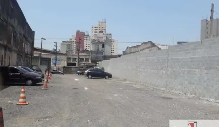 Terreno bem localizado  para venda na Liberdade - 1.471 m² -