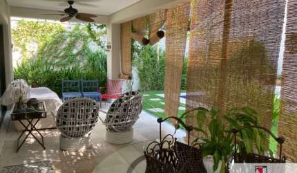 Casa na Vila Inah - Morumbi, com belíssimo paisagismo!