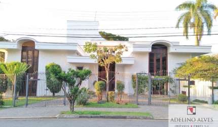Casa a venda no Jardim Guedala, 4 dormitórios!