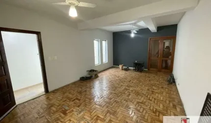 Casa à venda na Vila Olimpia com 3 dormitórios, 2 vagas