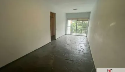 Vendo apto no Itaim Bibi com 75 mts, sendo 2 dormis com 1 suite, 2 vagas