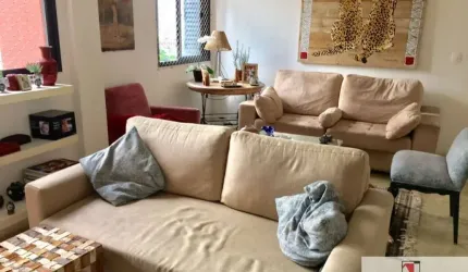 Venda apto Aclimação 2 dormitórios com sacada