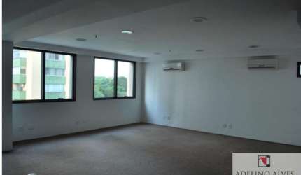 Conjunto  comercial para locação em Pinheiros com 136 m ²