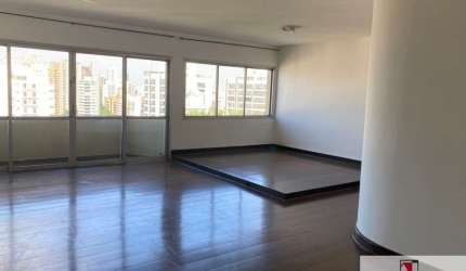 Vendo/Alugo 3 suítes no Morumbi
