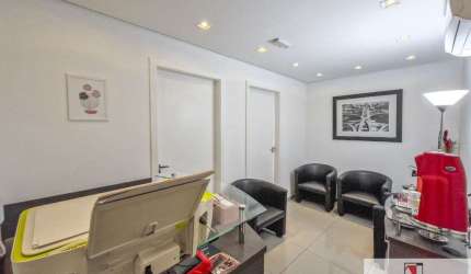Sala comercial para venda ou locação em Cerqueira Cesar