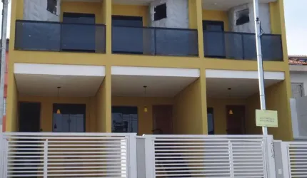 Sobrado para Venda em São Paulo, Jardim Eliane, 3 dormitórios, 1 suíte, 2 banheiros, 2 vagas