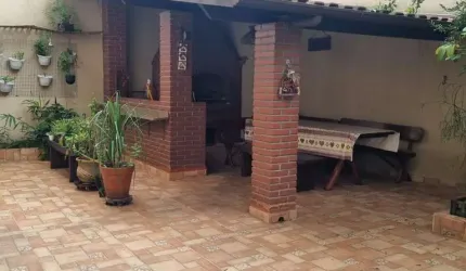 Sobrado para Venda em São Paulo, Jardim Maringá, 4 dormitórios, 1 suíte, 4 banheiros, 4 vagas