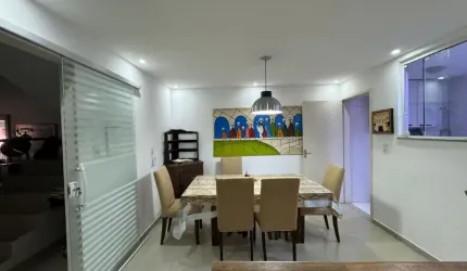 Linda Casa no Condomínio Girassol - Campo Grande RJ