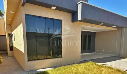 Casa no residencial santa Edwiges senador Canedo Goiás