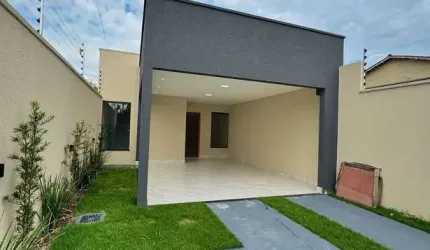 CASA 3 QUARTOS - 1 SUÍTE - SALA PÉ DIREITO ALTO - PEDRO MIRANDA - SENADOR CANEDO