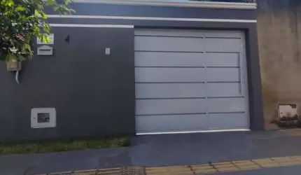 Casa com 3 quartos à venda na Rua Manoel Pimenta Silveira, 1, São Francisco II, Senador Canedo, 90 m2 por R$ 300.000