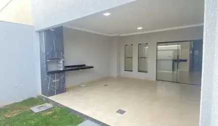 Casa 3 quartos com suíte e área gourmet no Setor Hebrom – 125m²