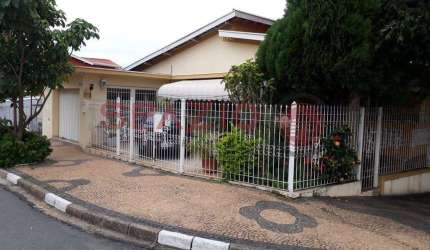Casa com 3 quartos à venda na Rua Catarina Inglese Soares, 71, Vila Industrial, Campinas, 281 m2 por R$ 650.000