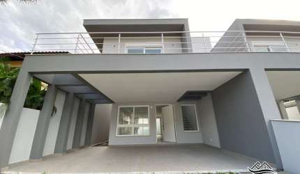 Casa com 3 quartos à venda na Prof. Marcos Cardoso Filho, 2, Córrego Grande, Florianópolis por R$ 1.890.000