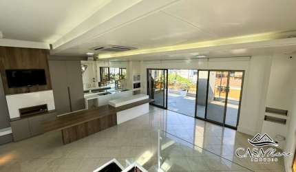 Cobertura com 3 quartos à venda na Av Governador Irineu Bornhausem, 3840, Agronômica, Florianópolis por R$ 3.700.000