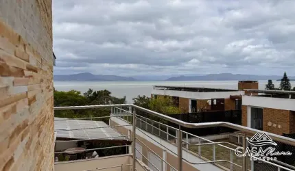 Casa em condomínio fechado com 3 quartos à venda na Rodovia Haroldo Soares Glavan, 1, Cacupé, Florianópolis por R$ 2.450.000