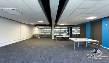 Sala comercial para alugar na Rodovia José Carlos Daux, 5500, Saco Grande, Florianópolis por R$ 35.000