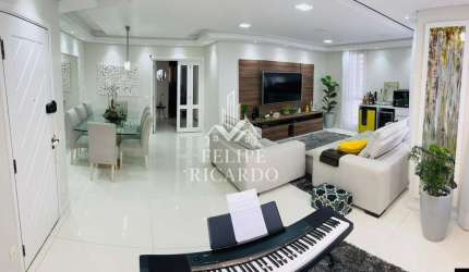 Apartamento de 3 quartos, 158m² no bairro Vila Assunção, em Santo André