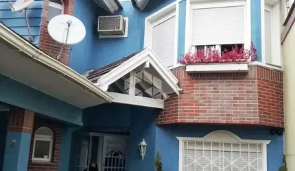 Casa de 3 dormitórios no bairro Cristo Redentor