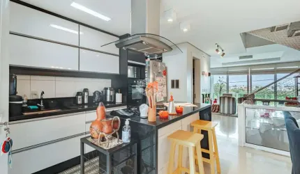 CASA COM 3 DORMITÓRIOS NO ECOVILLE