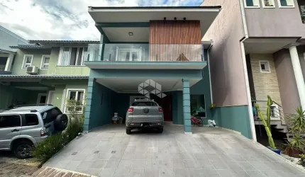 CASA EM CONDOMÍNIO COM 3 DORMITÓRIOS NO BAIRRO ECOVILLE