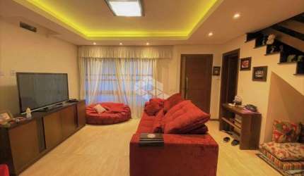 Casa com 3 dormitórios, 3 banheiros e 2 vagas