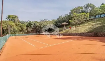 Terreno em condomínio com infra