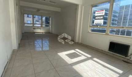 Sala comercial com 95m² no Centro Histórico