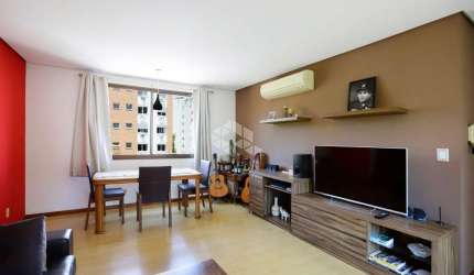 Apartamento 3 dormitórios, 1 suíte, 96m², 2 vagas no bairro Jardim Botânico
