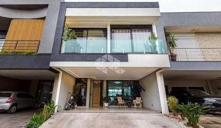 CASA DE 3 DORMITÓRIOS EM CONDOMÍNIO NO RESERVA ECOVILLE COM PISCINA AQUECIDA