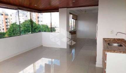 Apartamento 3 dormitórios sendo uma suíte, 2 vagas de garagem no Bairro Cristo Redentor