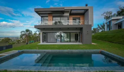 Terreno em condomínio fechado com 1.320m² no Ecovillage Urban Resort, Viamão