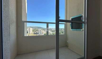 Apartamento a venda com 2 dormitórios, sala, sacada com churrasqueira, cozinha, área de serviço e vaga de estacionamento