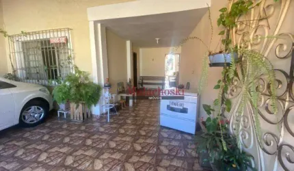 Casa para Venda em Itu, Vila Santa Terezinha, 2 dormitórios, 1 banheiro, 2 vagas