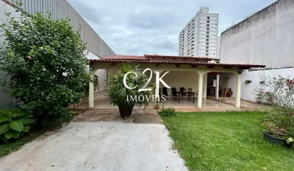 Casa Térrea com Amplo Jardim e Área Gourmet – Setor Sudoeste, Goiânia