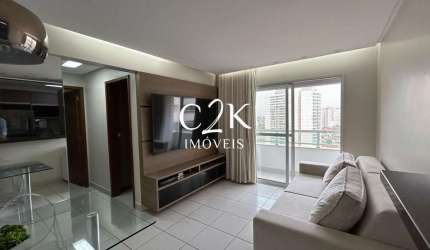 Apartamento a venda com 2 quartos, armários e 2 vagas no Setor Eldorado