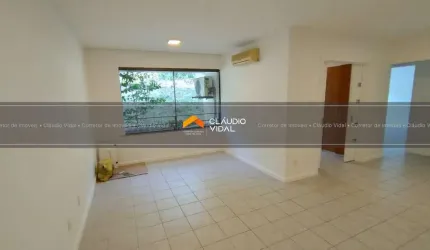 Oportunidade:  2/4 com dependências em área nobre da Pituba, Salvador/BA