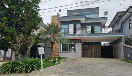 Arua Casa para locação no condomínio Aruã