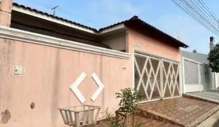 Imperdível oportunidade: Casa à venda em Birigüi-SP, Residencial Pedro Marin Berbel, 3 quartos, 1 suíte, 2 salas, 3 banheiros, 2 vagas de garagem, 190m²!